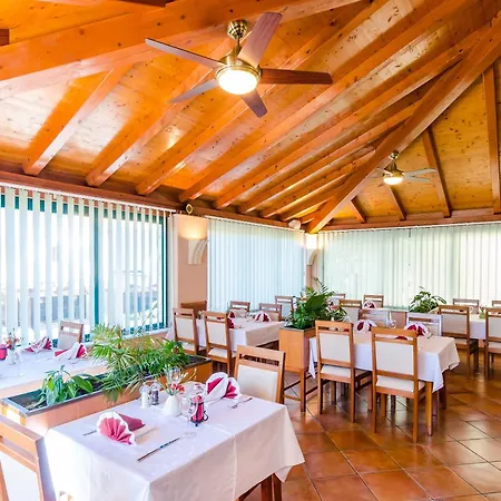 招待所 Pansion Srebreno 米利尼